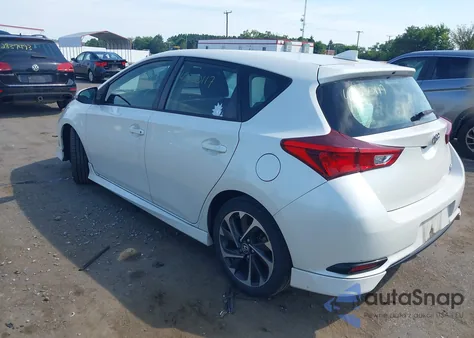 2018 Toyota Corolla Im z USA, uszkodzony, nr VIN JTNKARJE9JJ568386